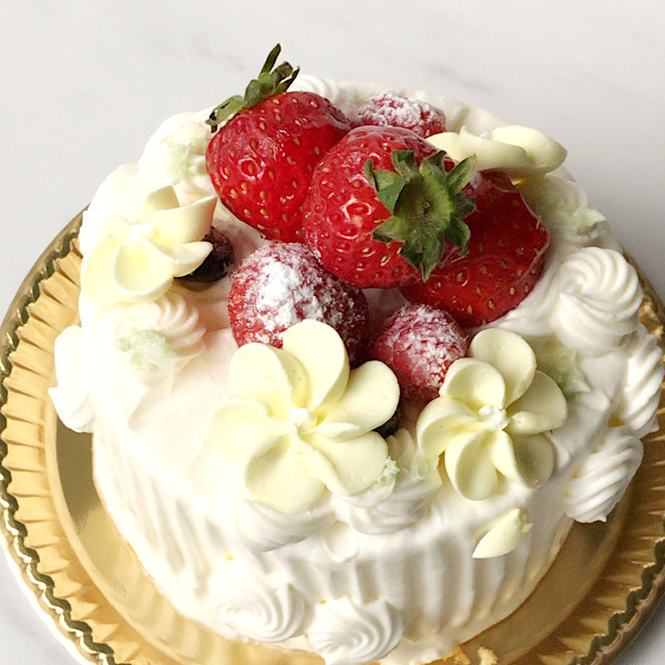 ラブリーなケーキで祝45歳の誕生日！＠アトリエアニバーサリー | 櫻田 